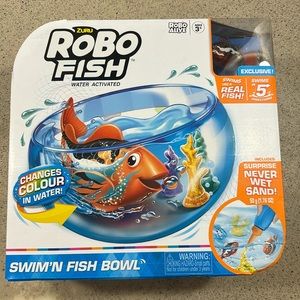 robo fish new in box!!